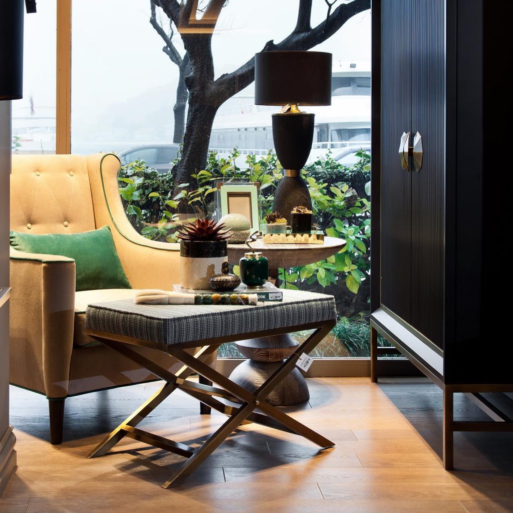 four and more 276968187_765040937809155_6653920162444188293_n